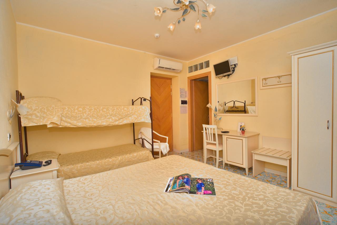 Hotel Villa Franca Forio di Ischia Extérieur photo