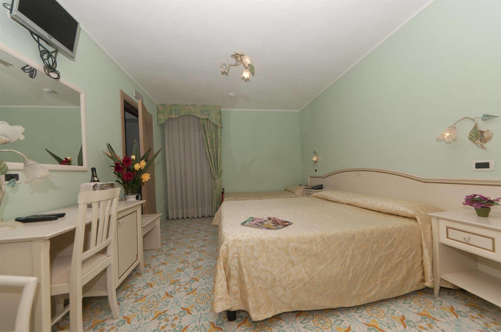 Hotel Villa Franca Forio di Ischia Extérieur photo