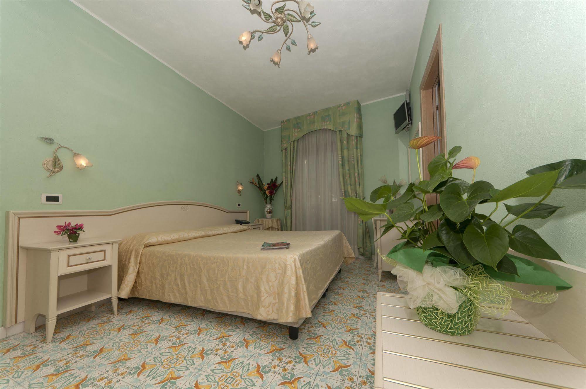 Hotel Villa Franca Forio di Ischia Extérieur photo